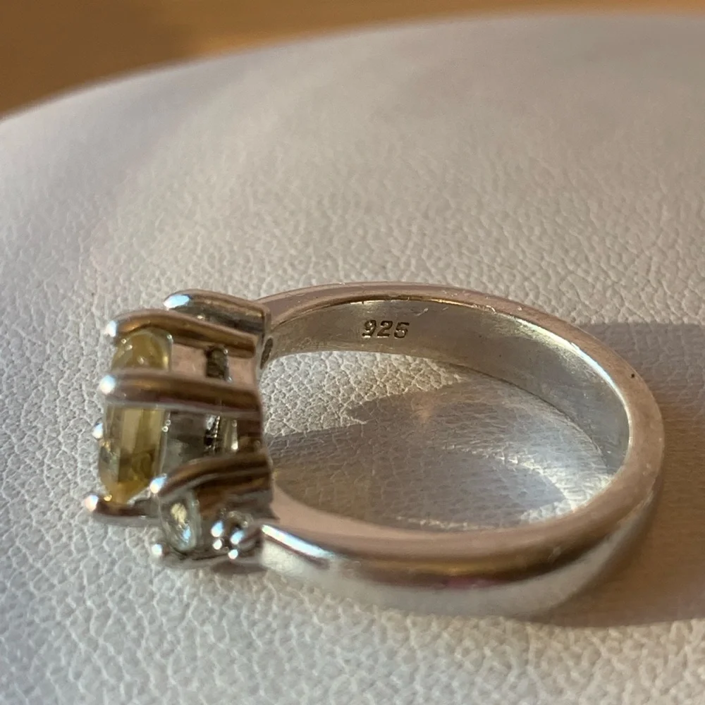 VINTAGE YELLOW PASTE STONE RING 925 STERLING SILVER